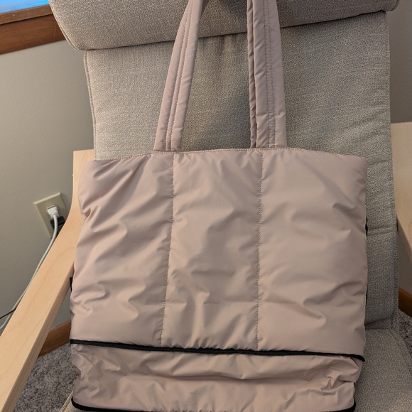 Calpak Luka expandable laptop tote - Picture 2 of 14